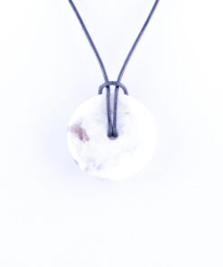 Labradoriet hanger rond